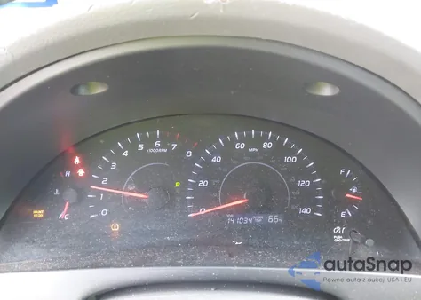 2010 Toyota Camry Le z USA, uszkodzony, nr VIN 4T1BF3EK6AU570707